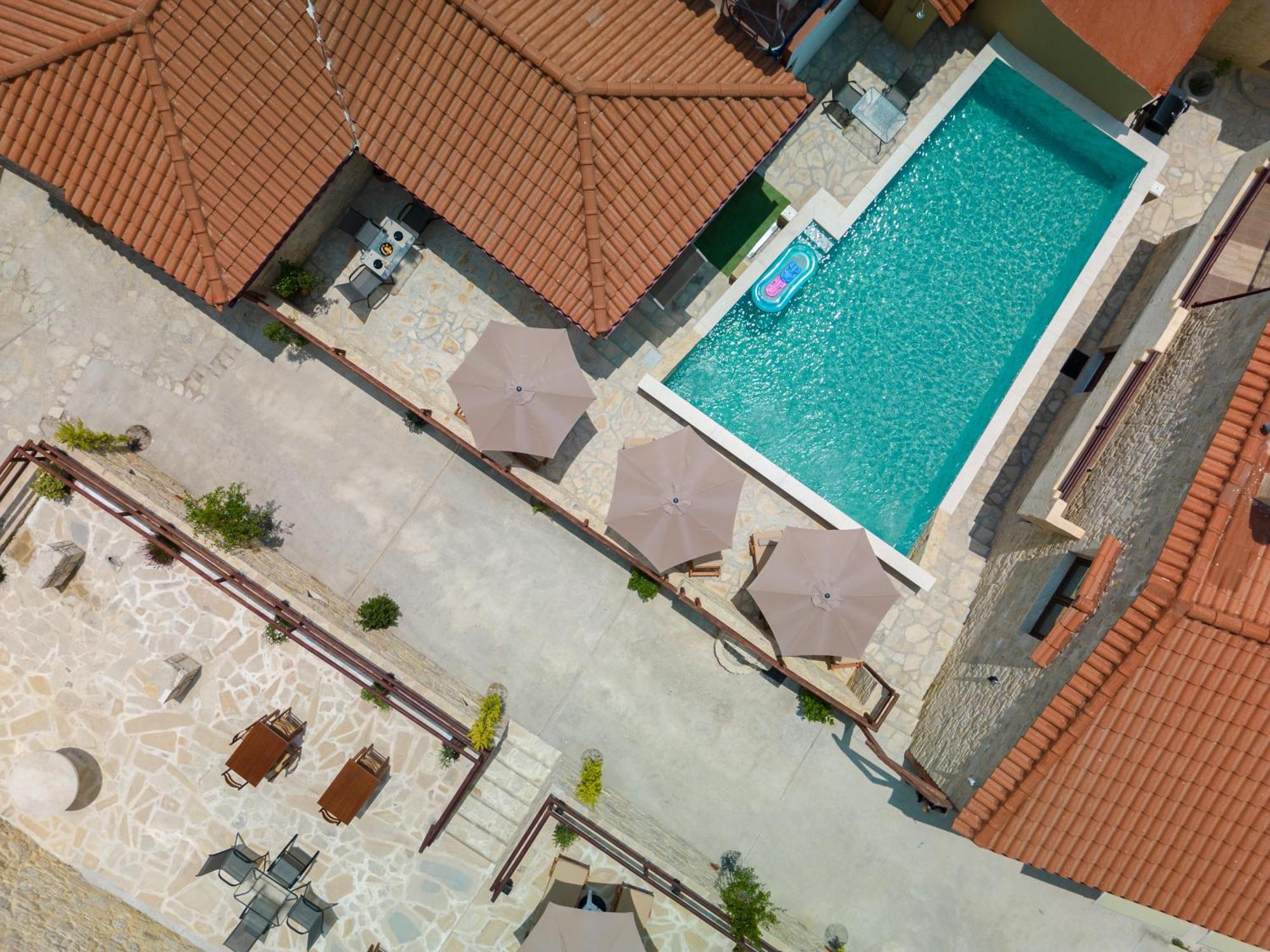 Draganigo Luxury Stone Houses 40 Min From Matala Ano Moulia Ngoại thất bức ảnh