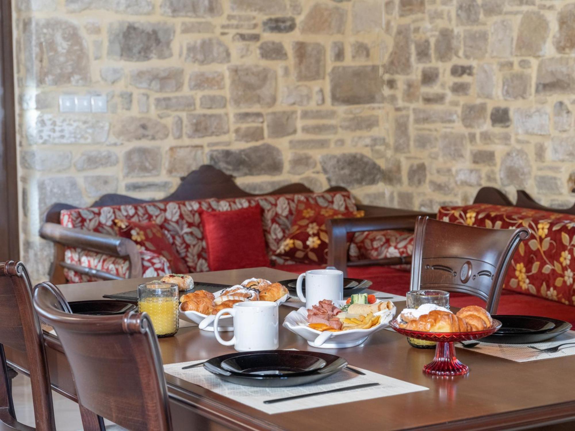 Draganigo Luxury Stone Houses 40 Min From Matala Ano Moulia Ngoại thất bức ảnh